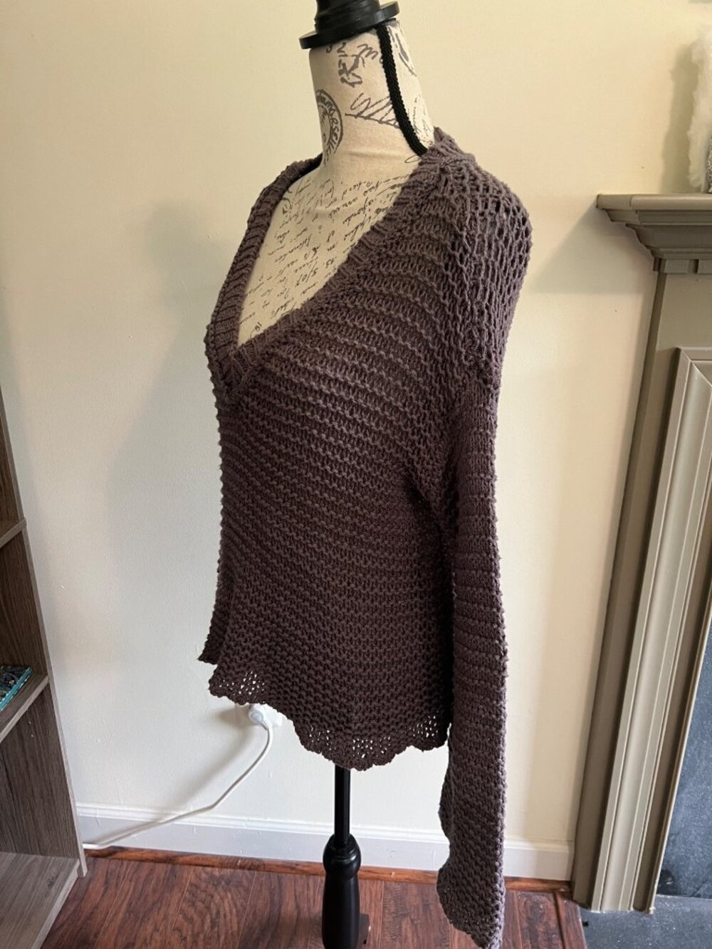 ONeill Oversized Knit VNeck Sweater Coastal Casual Lightweight Beachwear Brown S - Picture 4 of 10